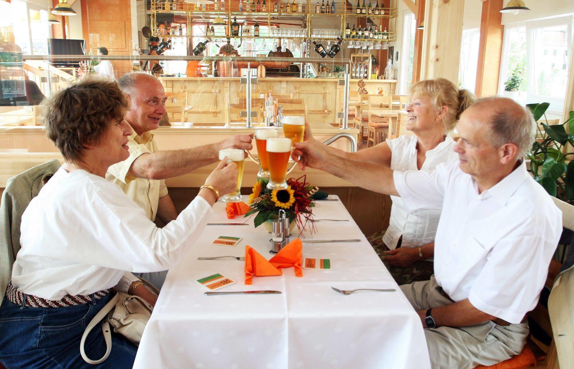 Hotel Am Brauhaus Waren  Ngoại thất bức ảnh